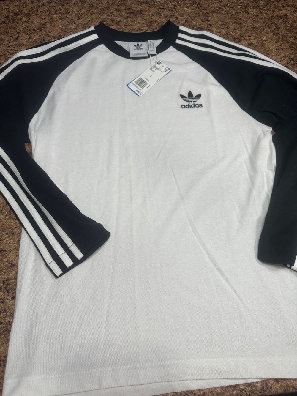 NWT adidas White and Black Long Sleeve Raglan Tee Large